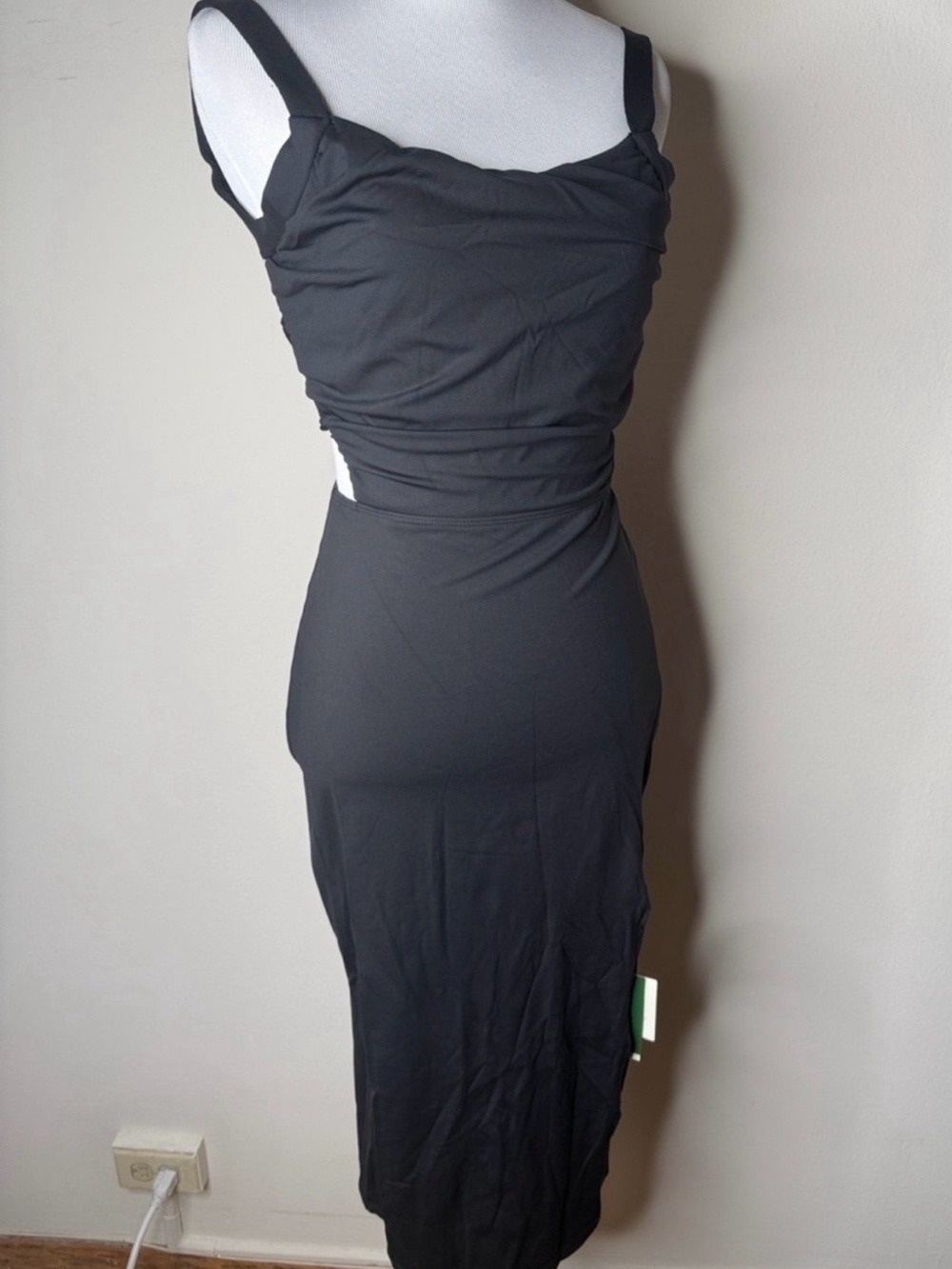 Halara Black Ruched Lace Up Bodycon Midi Dress - Picture 6 of 8